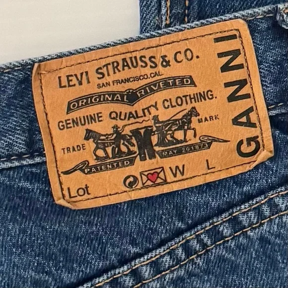 GANNI X Levi’s Cropped Jeans Side Slit High Rise Relaxed Fit Size 26 - Picture 4 of 7
